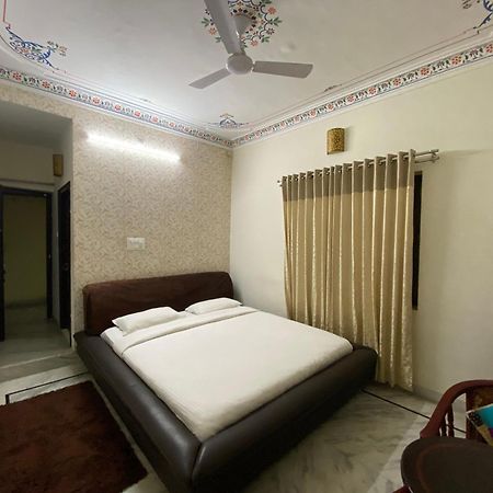 Strangers Hideaway Hostel Udaipur Exterior foto