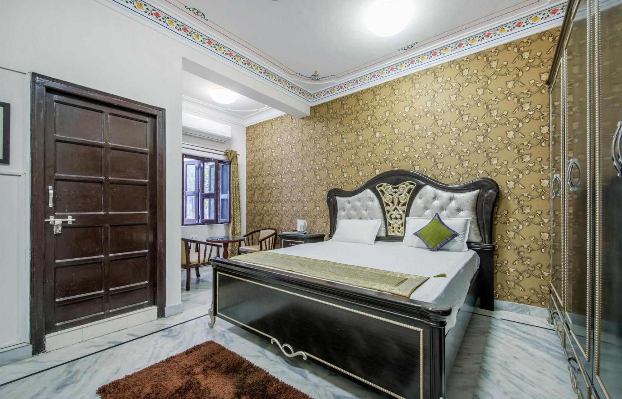 Strangers Hideaway Hostel Udaipur Exterior foto