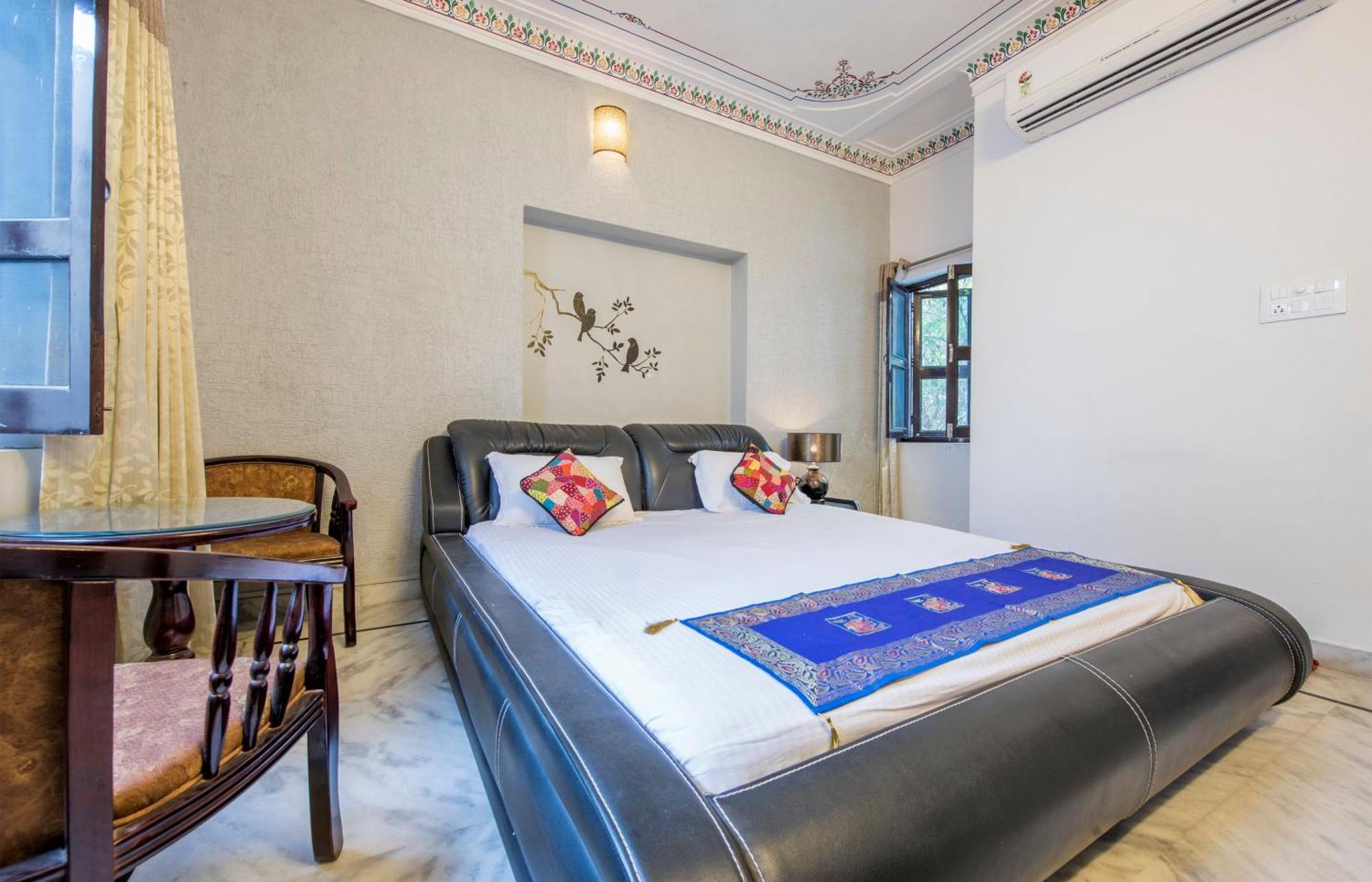 Strangers Hideaway Hostel Udaipur Exterior foto