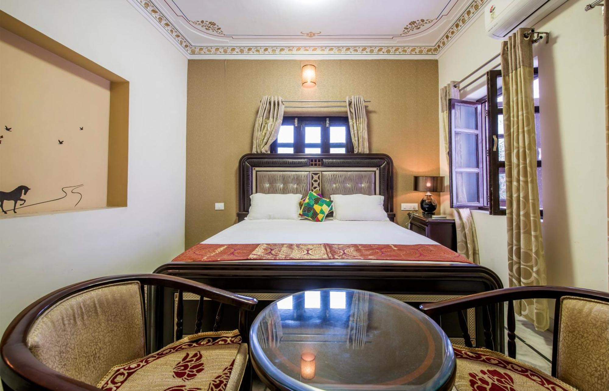 Strangers Hideaway Hostel Udaipur Exterior foto